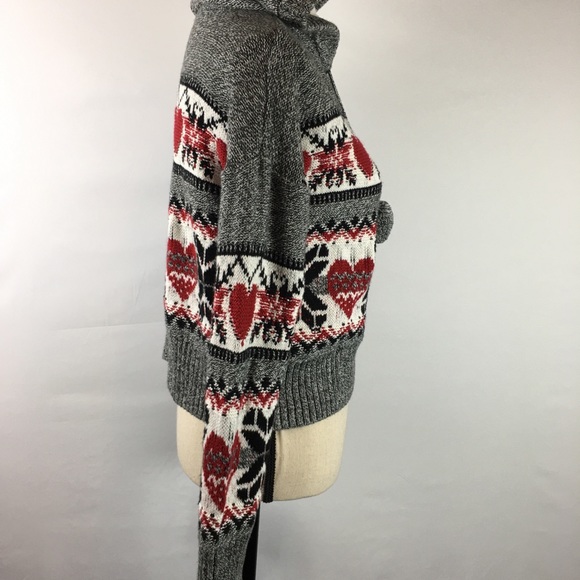 Yes Lola Cropped Hoodie Sweater - Picture 3 of 6